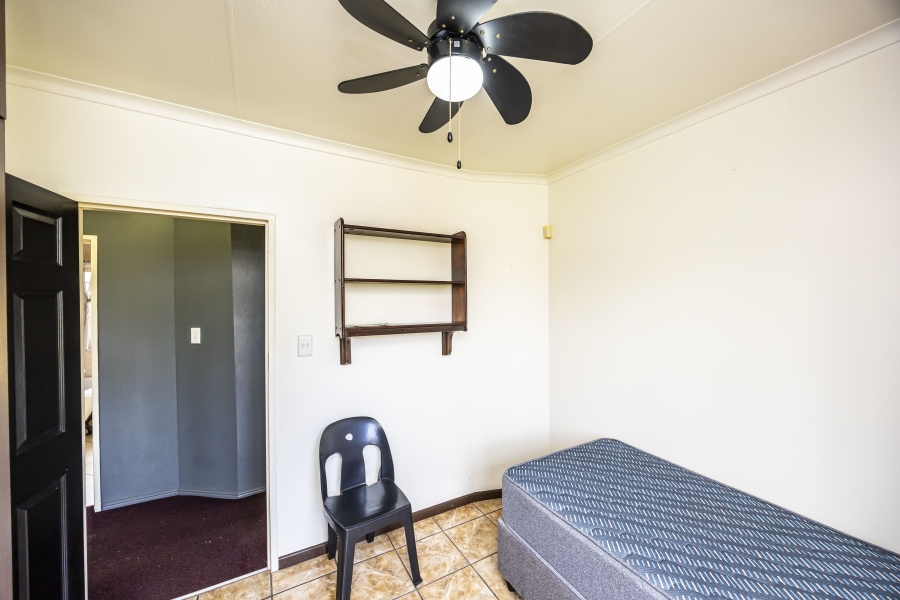 4 Bedroom Property for Sale in Sunnyridge Eastern Cape